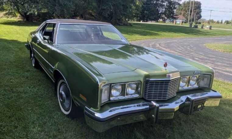 1974-Mercury-Montego-MX-